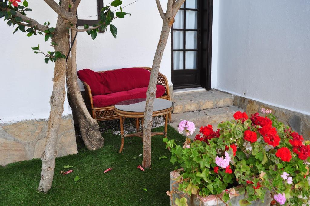 Sunny Garden Nilufer Hotel Turgutreis Habitación foto