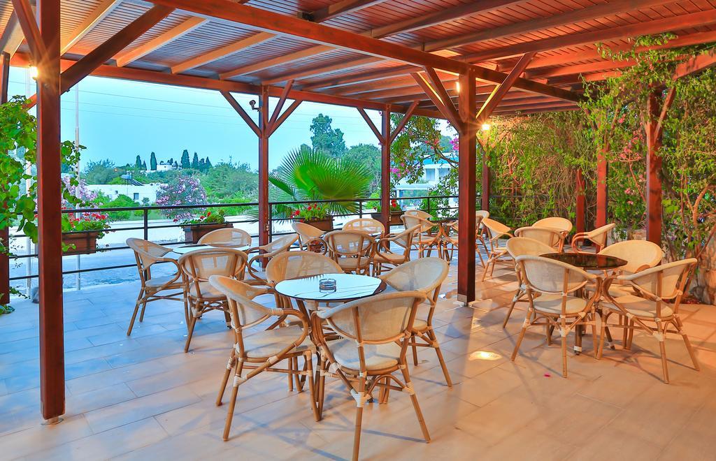 Sunny Garden Nilufer Hotel Turgutreis Exterior foto